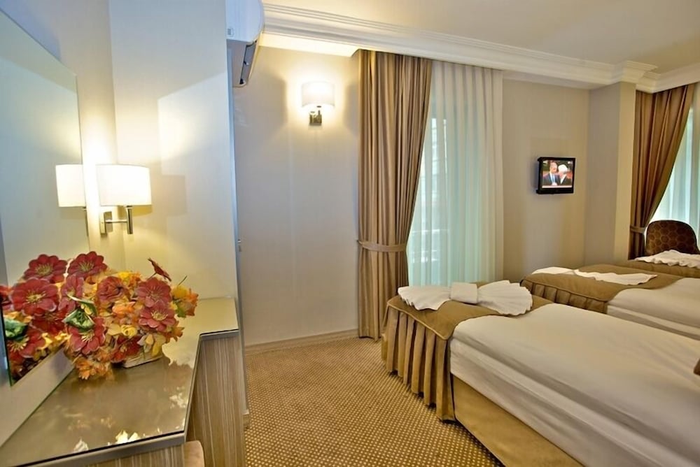 Emin Hotel 6