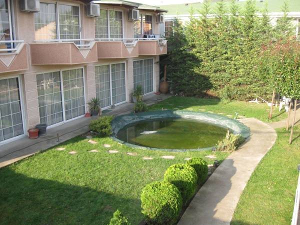 Aloha Luxury Apartments 10