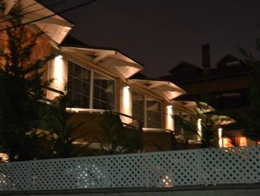 Aloha Luxury Apartments 14