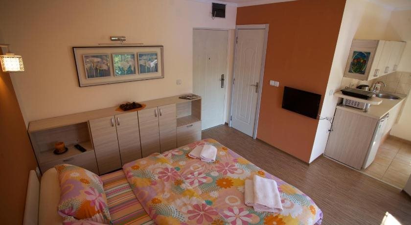 Aloha Luxury Apartments 2