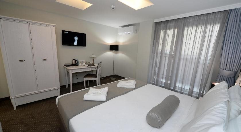 Hotel Alexandar II 18