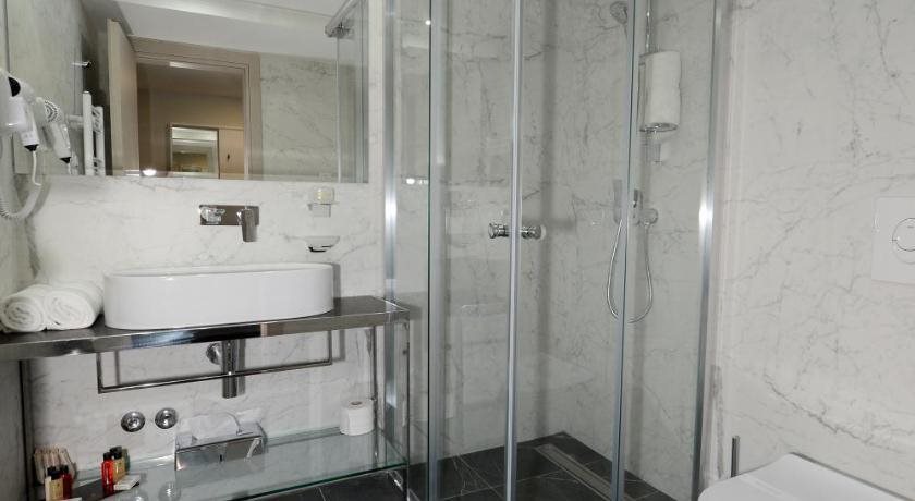 Hotel Alexandar II 20