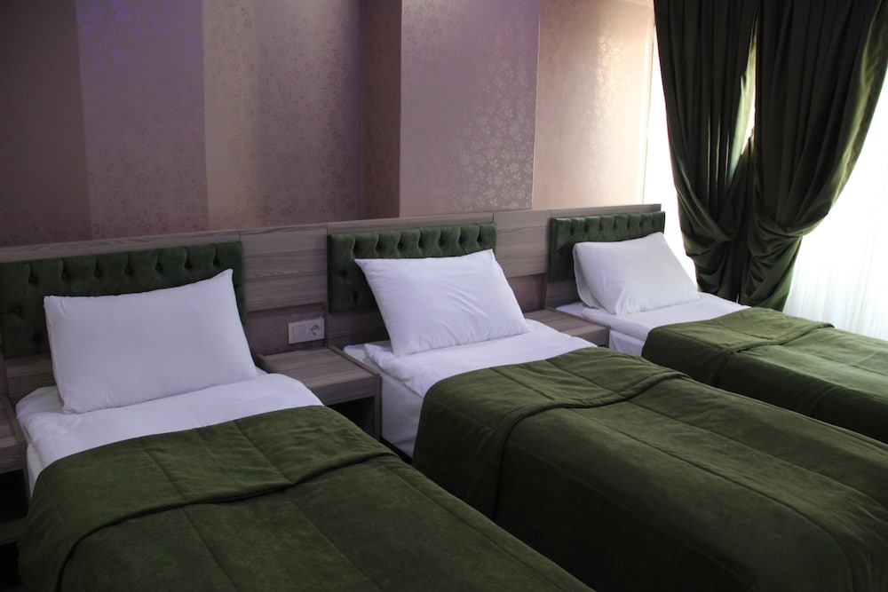 Kaya Madrid Hotel 15