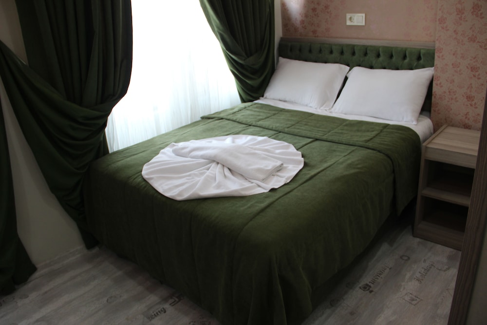 Kaya Madrid Hotel 14
