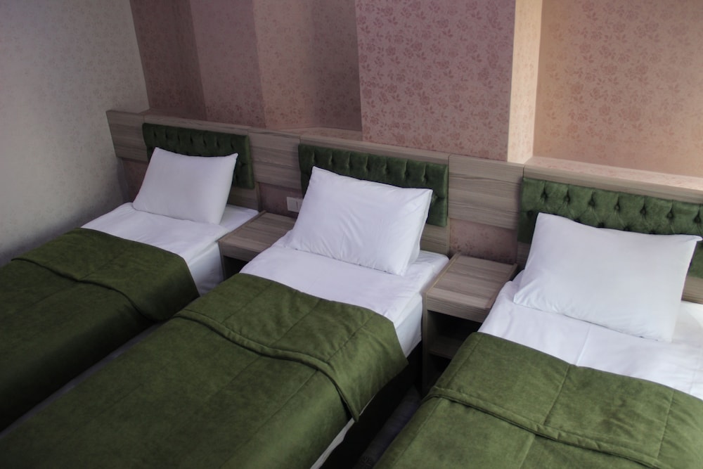 Kaya Madrid Hotel 19