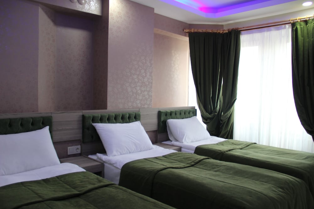 Kaya Madrid Hotel 18