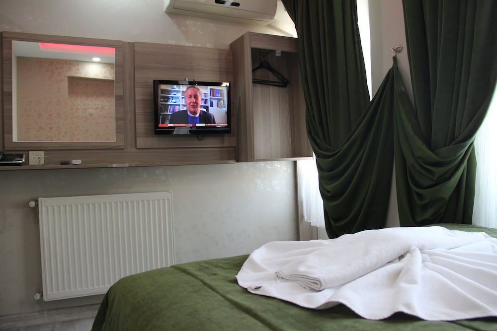 Kaya Madrid Hotel 13