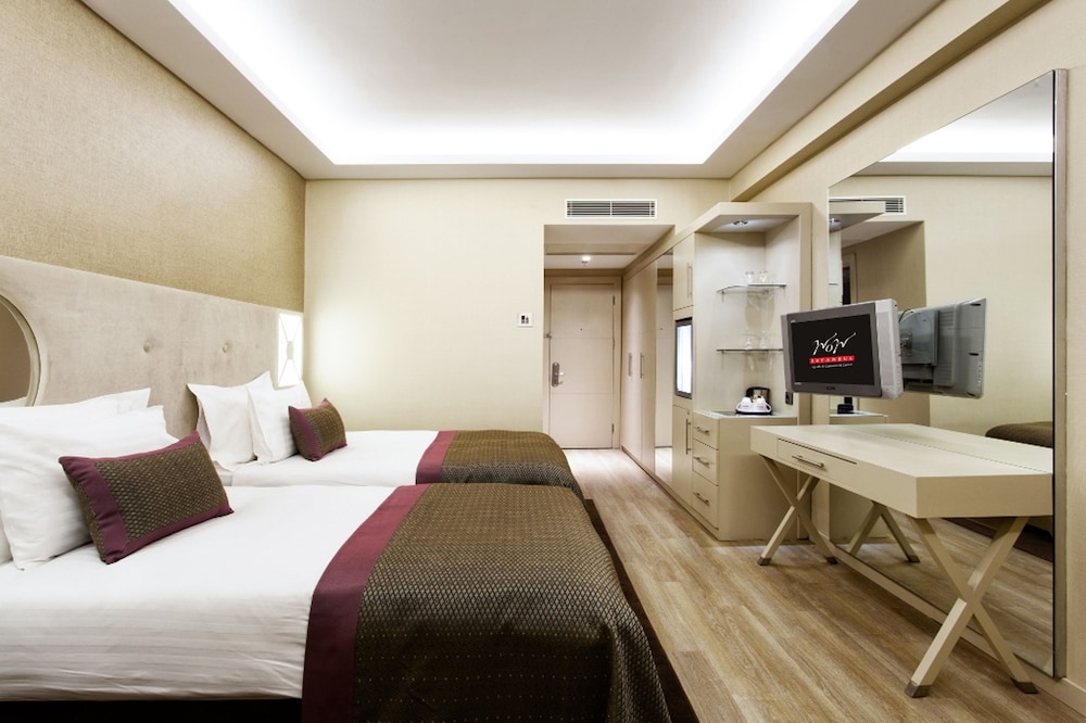 WOW Istanbul Hotel 14