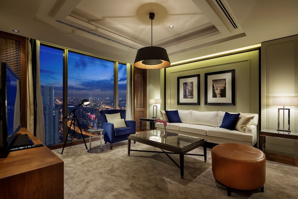 Hilton Istanbul Bomonti Hotel & Conference Center 8