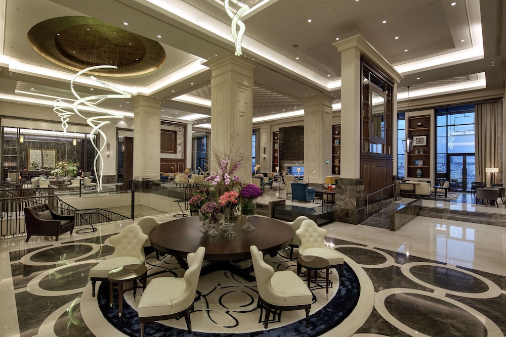 Hilton Istanbul Bomonti Hotel & Conference Center 2
