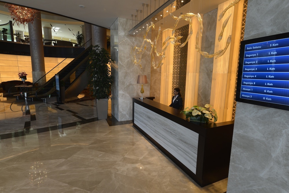 Wyndham Grand Istanbul Europe 6