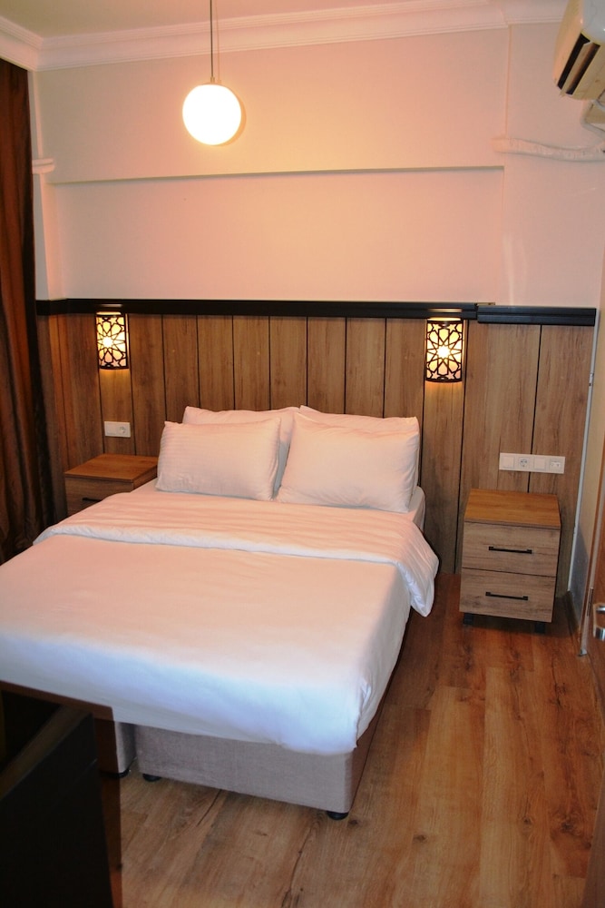 Istanbul Comfort 12