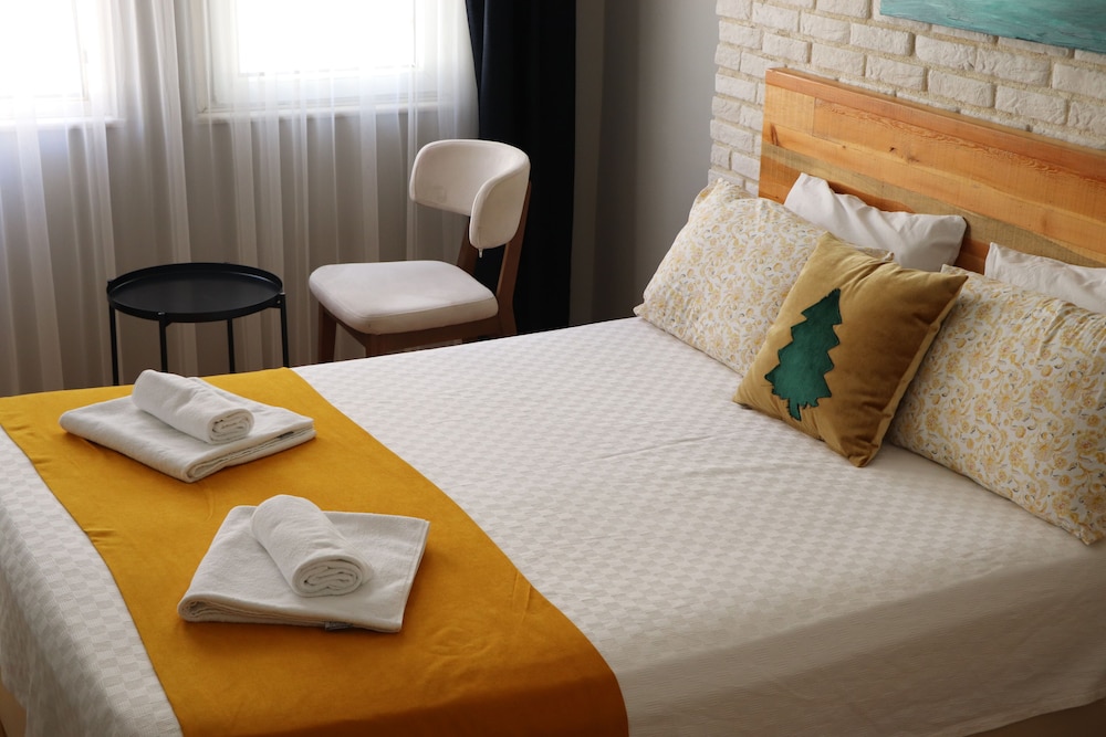 Tu Casa Linda Hotel 6