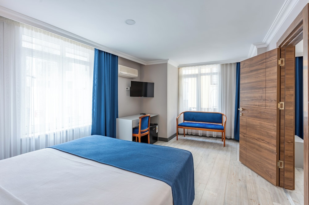 Safari Otel 12