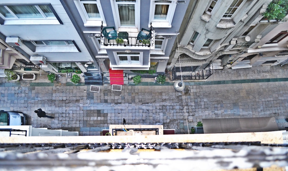 Alyon Suite Hotel 12