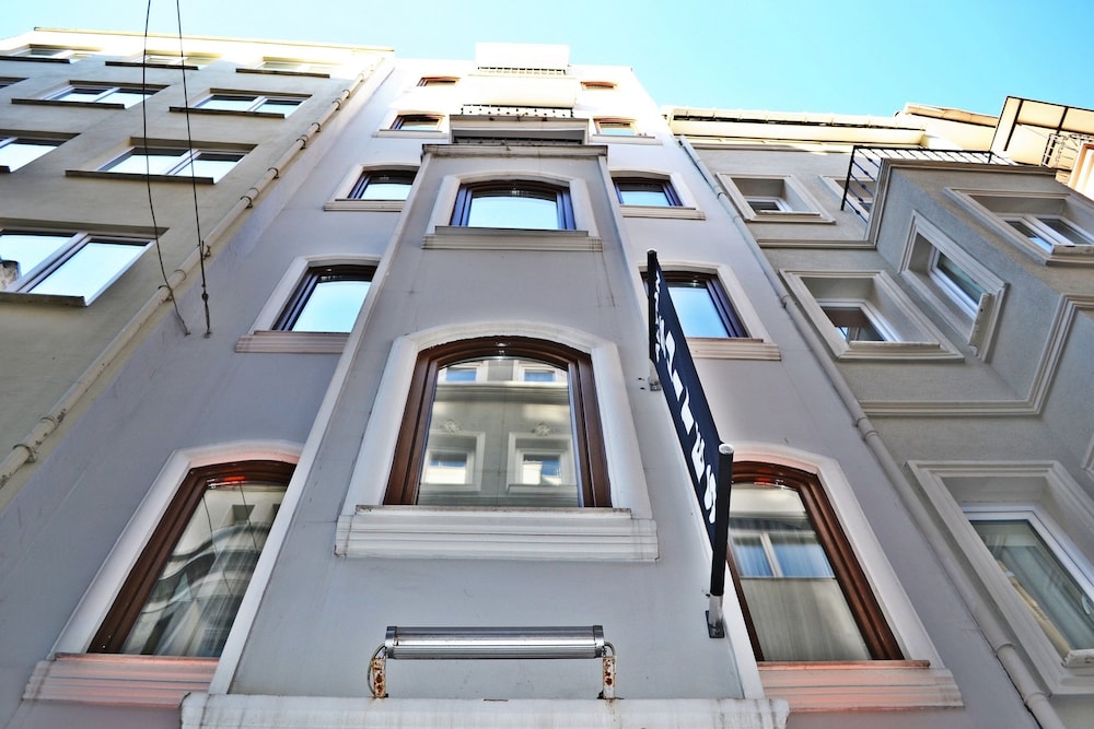 Alyon Suite Hotel 11