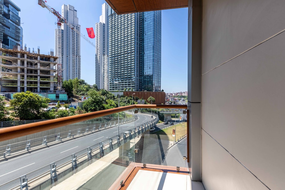 Urban Hotel Bomonti 22