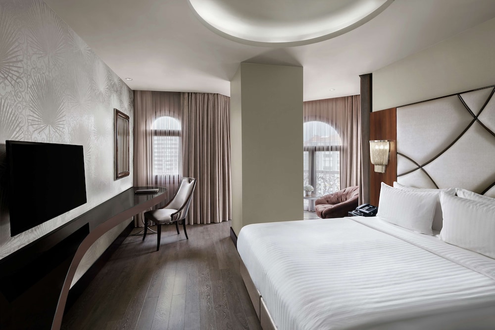 DoubleTree by Hilton Istanbul Gayrettepe 18