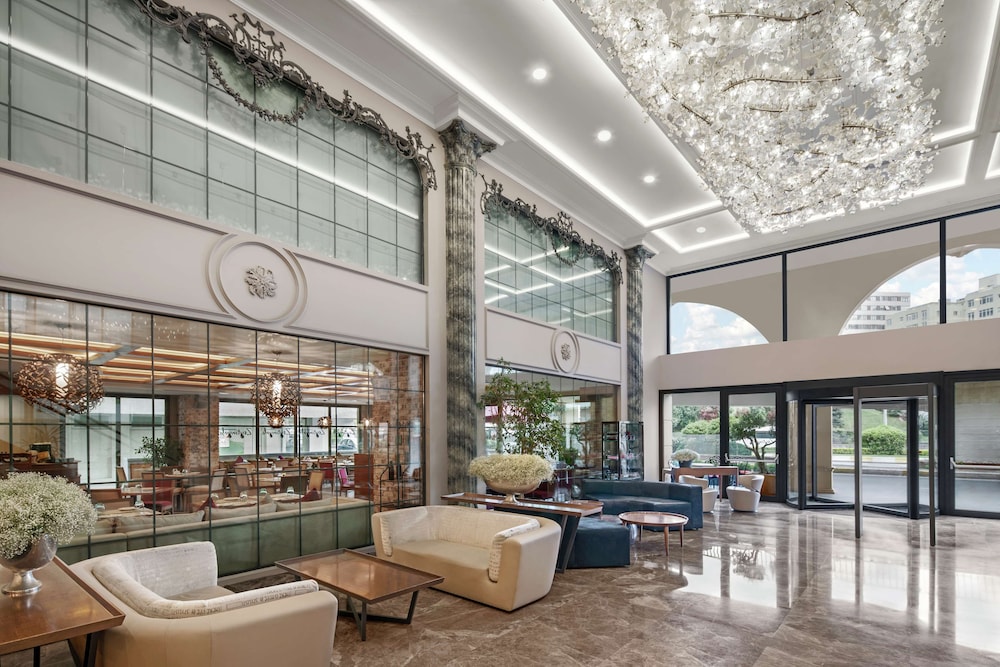 DoubleTree by Hilton Istanbul Gayrettepe 1
