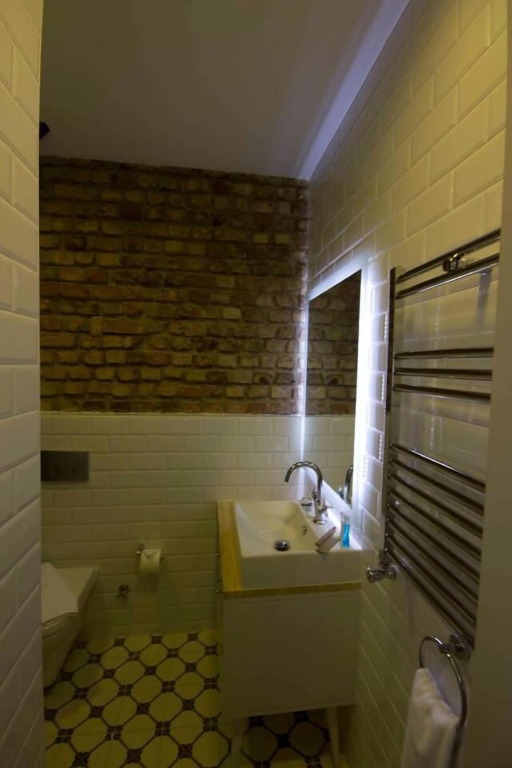 Calanthe Residence 12