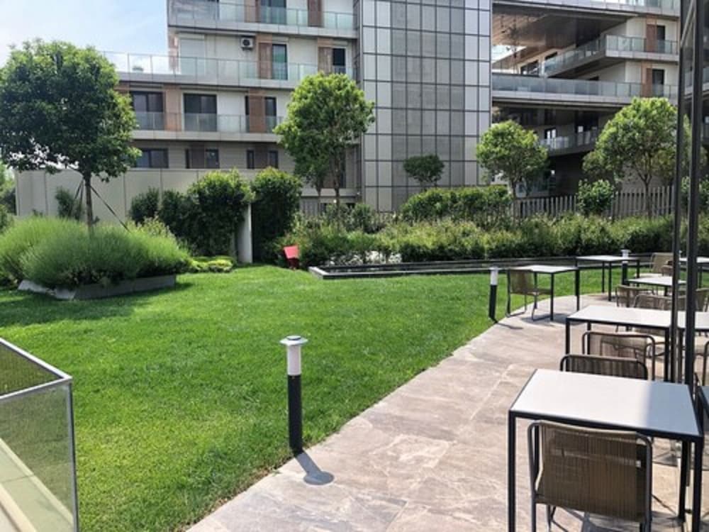 Hilton Garden Inn Istanbul Ataturk Airport 18