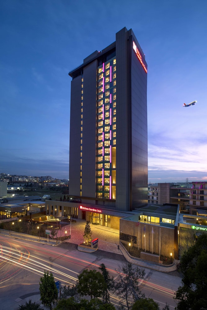 Hilton Garden Inn Istanbul Ataturk Airport 1