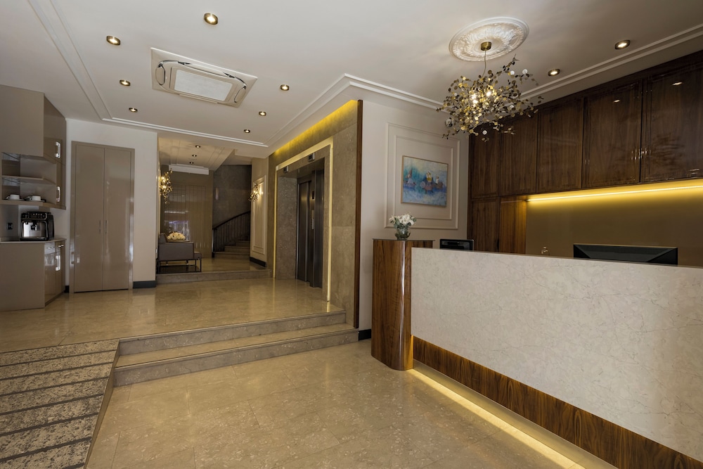 Continental Hotel Pera 3