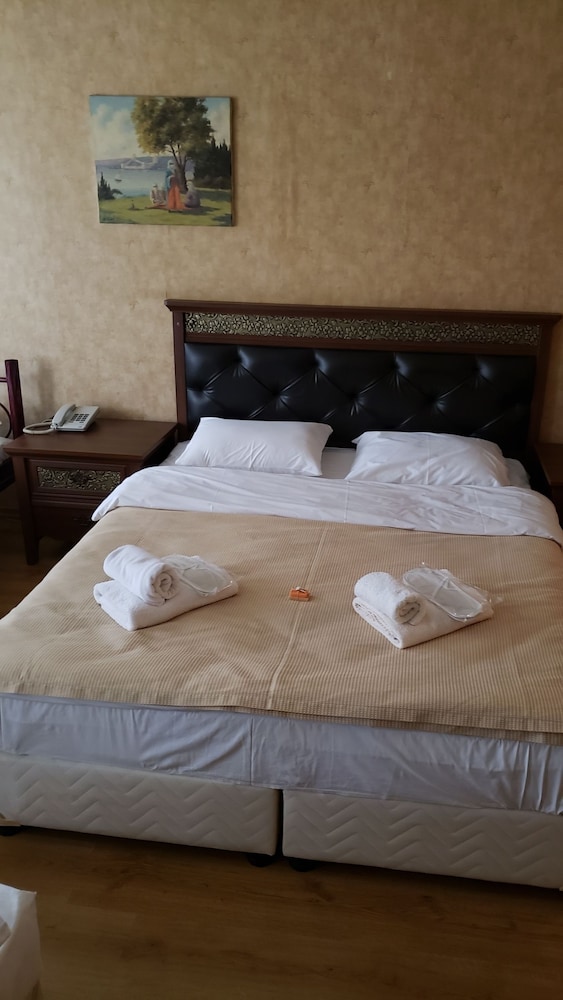 Istanbul Irish Hotel 18