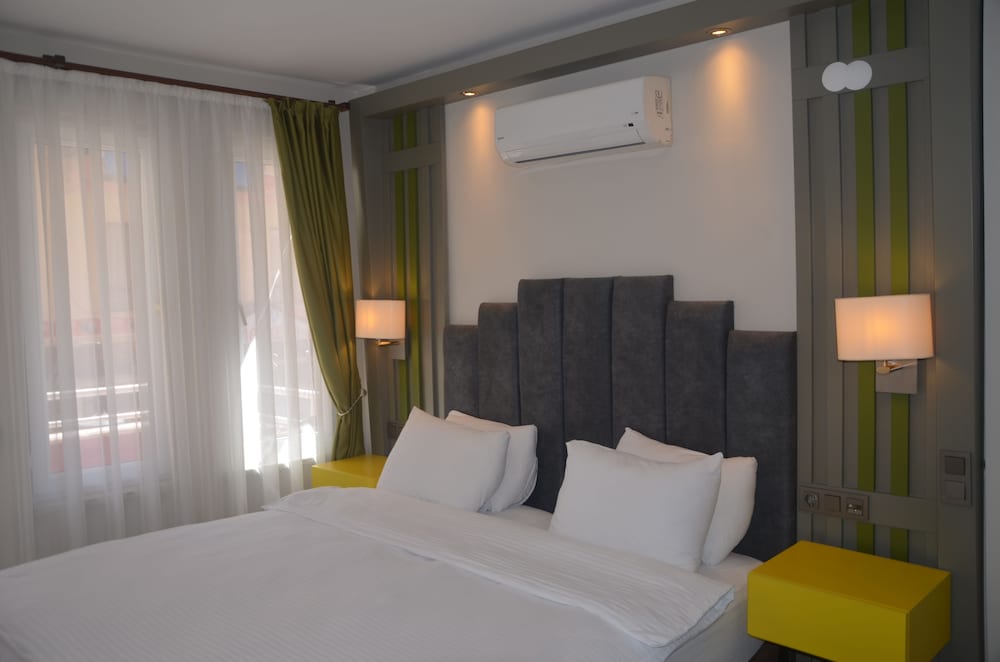 Twin Apart Hotel 5