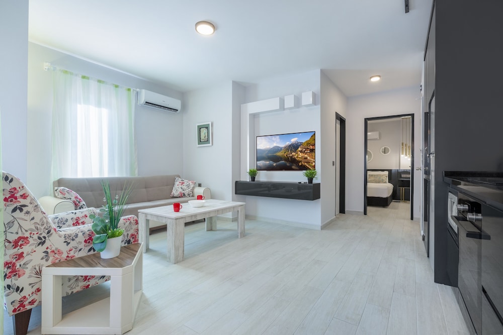 Twin Apart Hotel 19