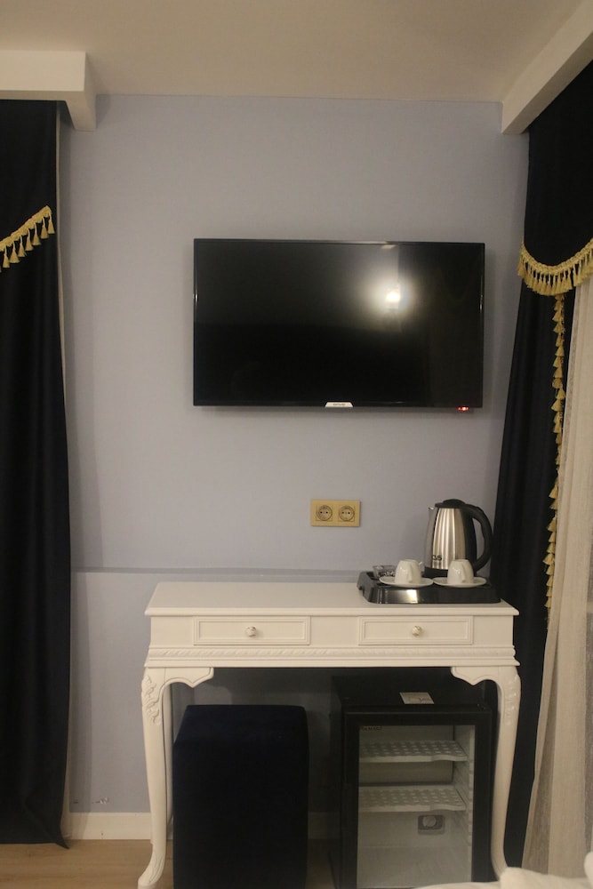Boss To Hotel Taksim 19