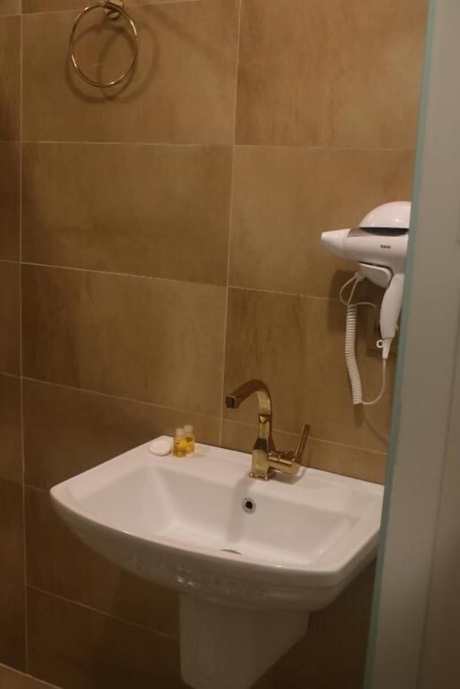 Boss To Hotel Taksim 17