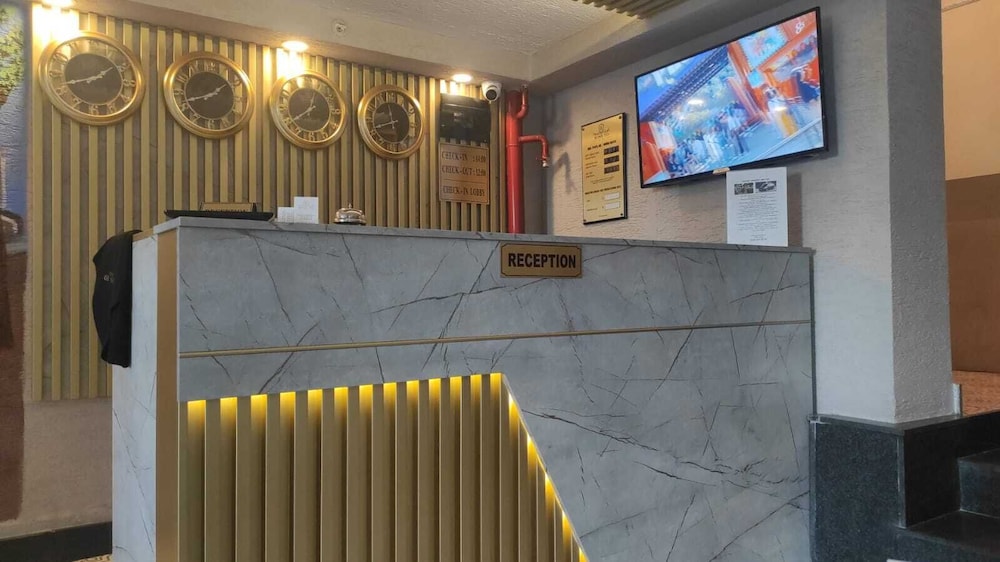 Boss To Hotel Taksim 2