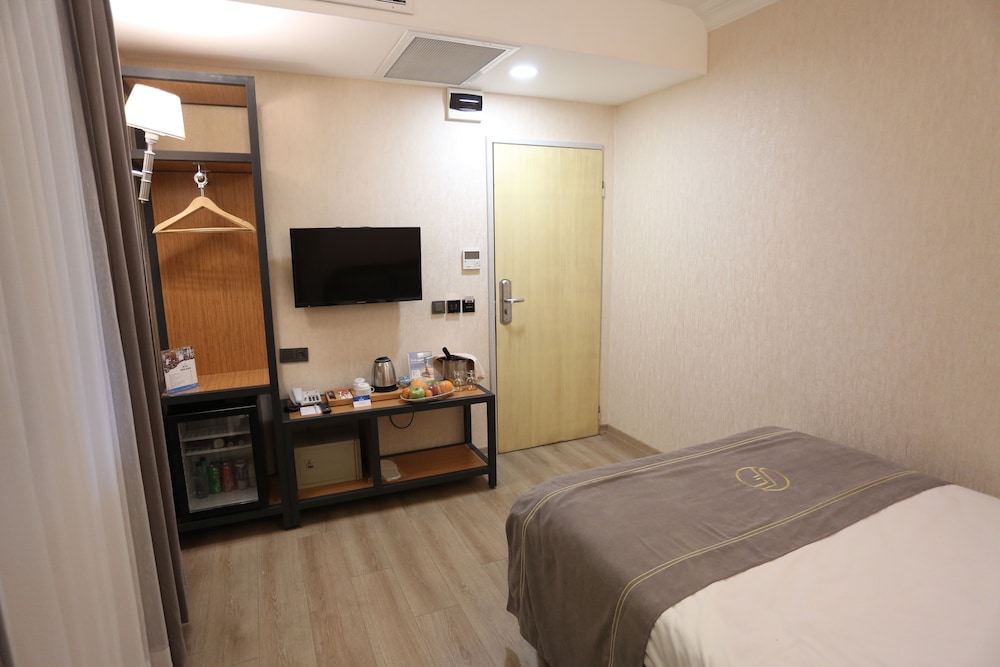 Otel Fuar 4