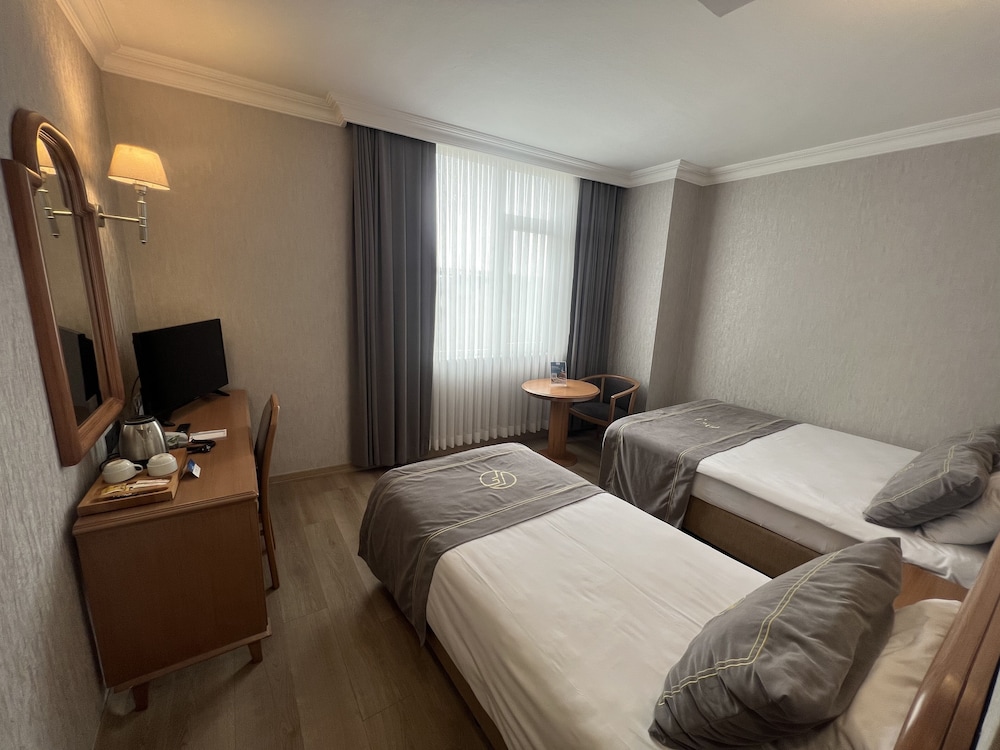 Otel Fuar 23