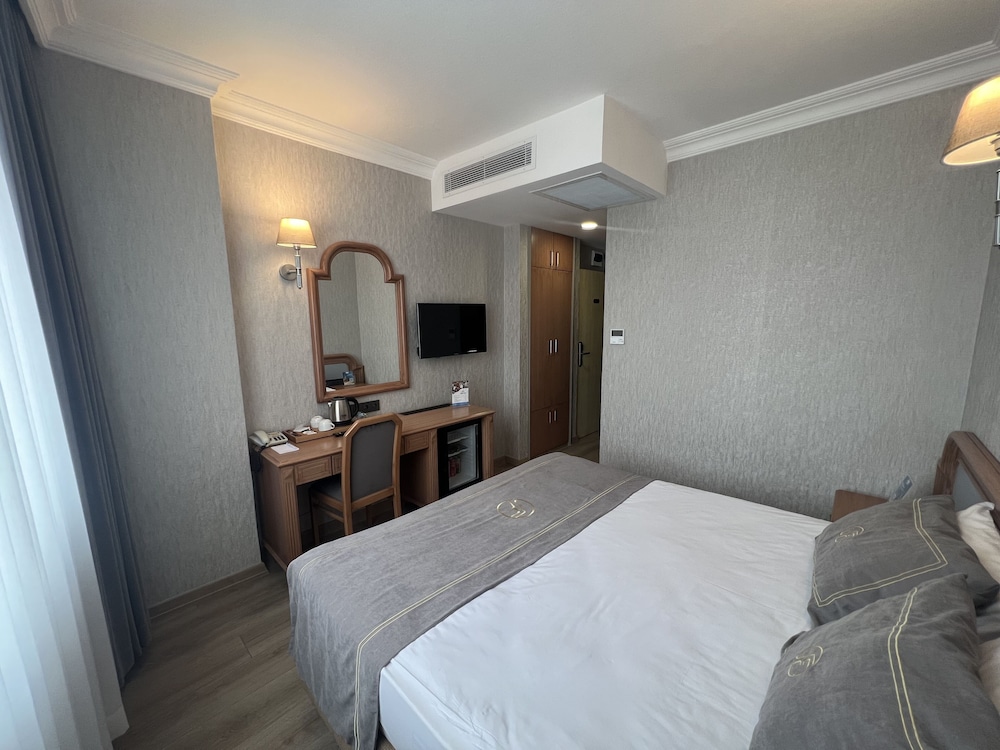 Otel Fuar 18