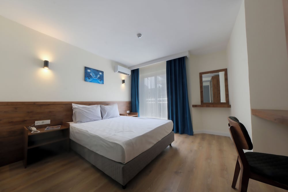 Premier Inn City 3
