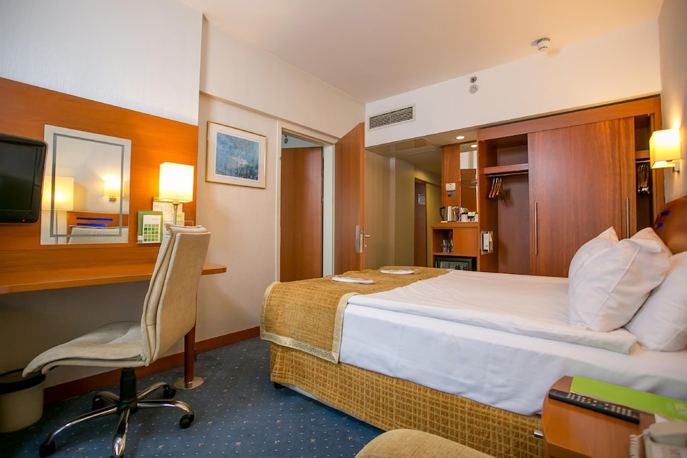 Holiday Inn Istanbul City 15