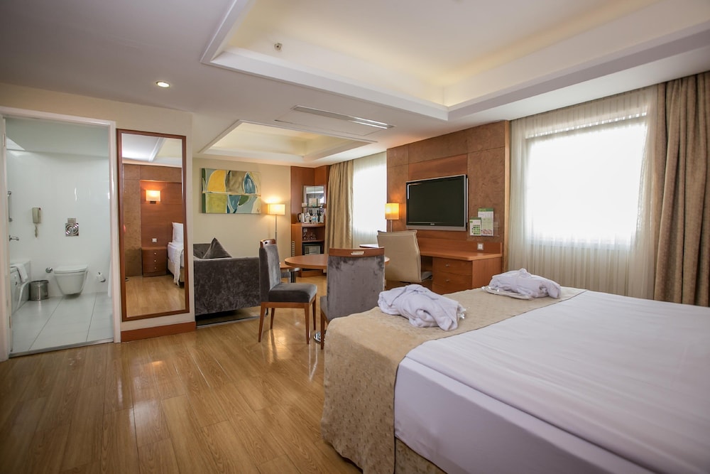 Holiday Inn Istanbul City 14