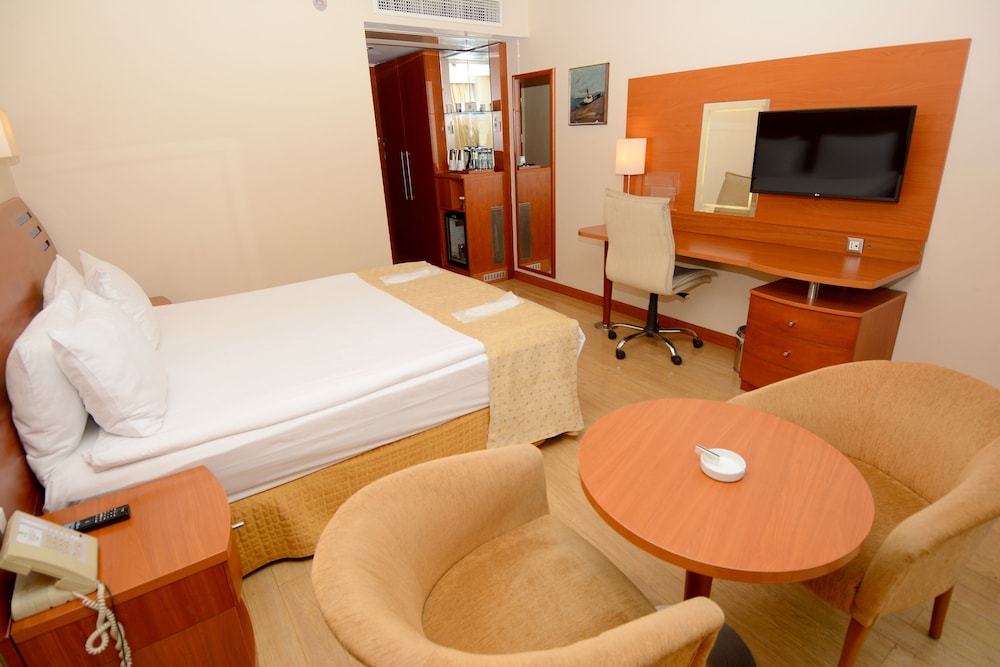 Holiday Inn Istanbul City 19