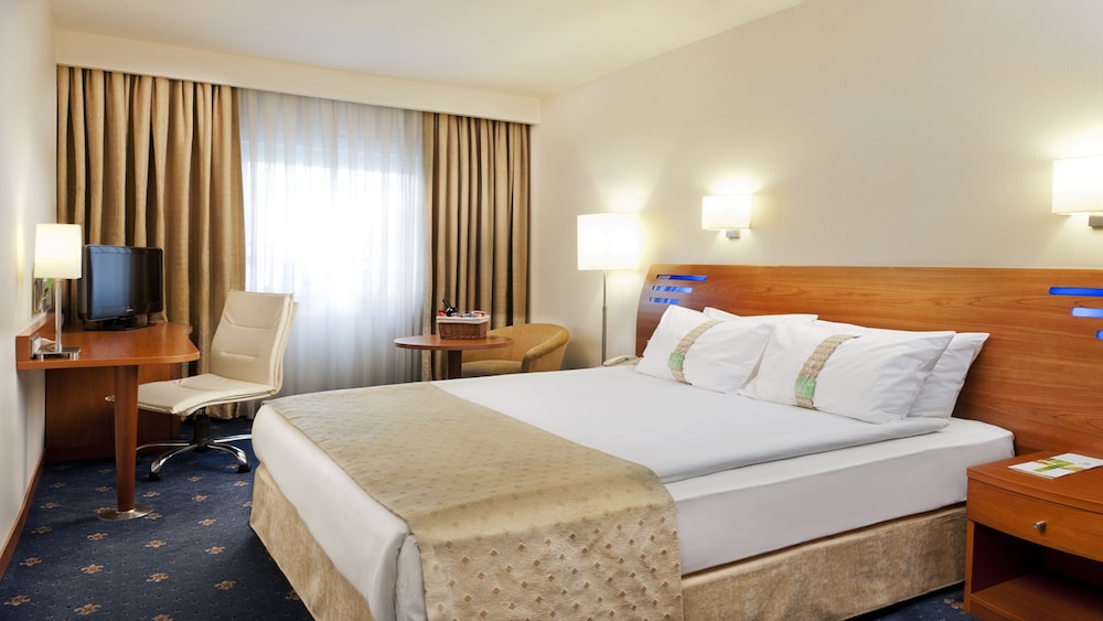 Holiday Inn Istanbul City 5