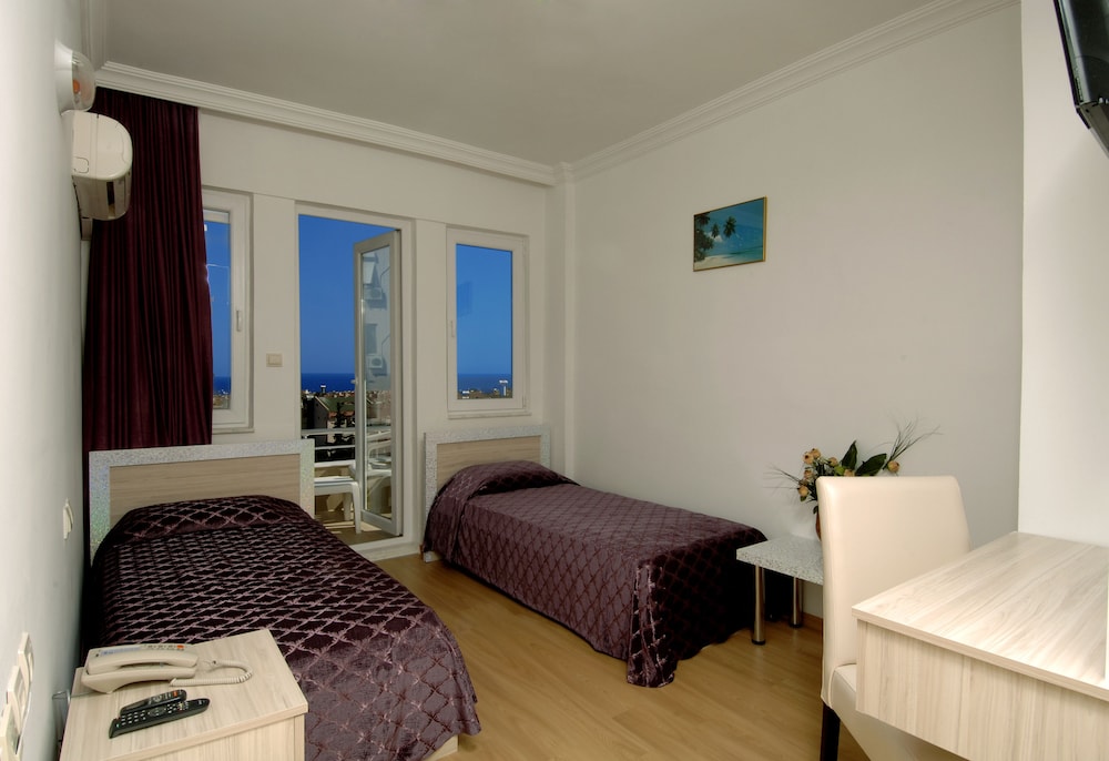Lara Diamond Hotel 8