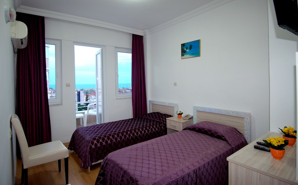 Lara Diamond Hotel 11