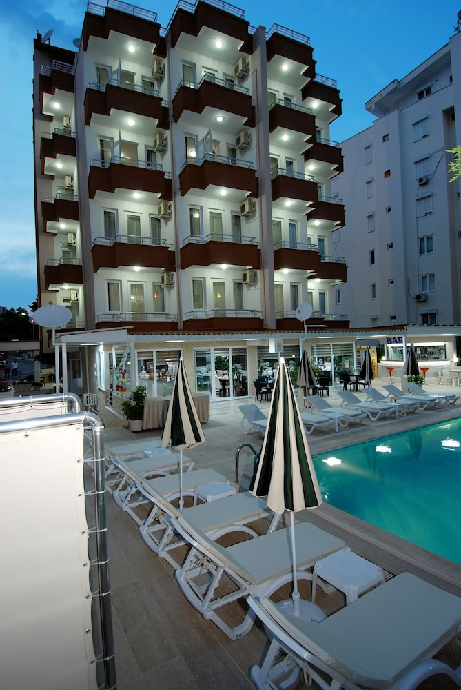 Lara Diamond Hotel 12