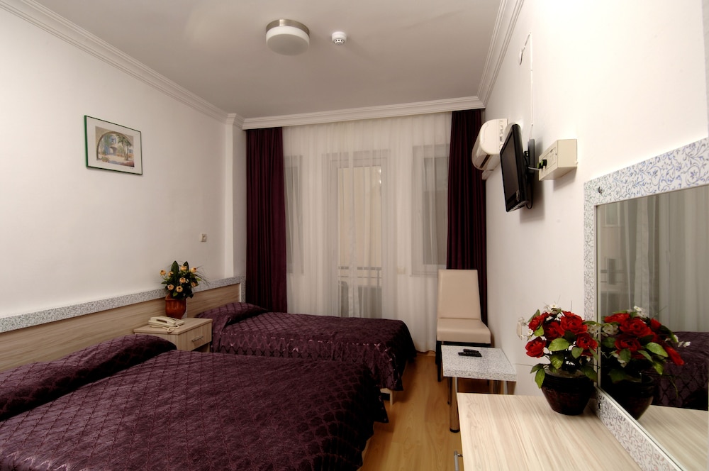 Lara Diamond Hotel 9