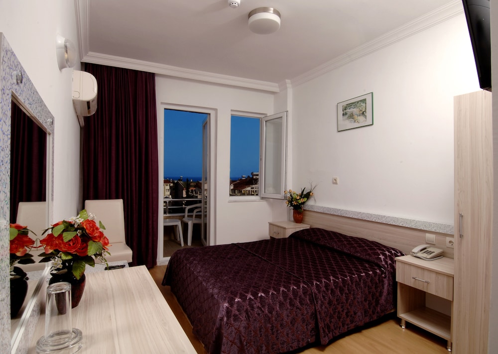 Lara Diamond Hotel 24