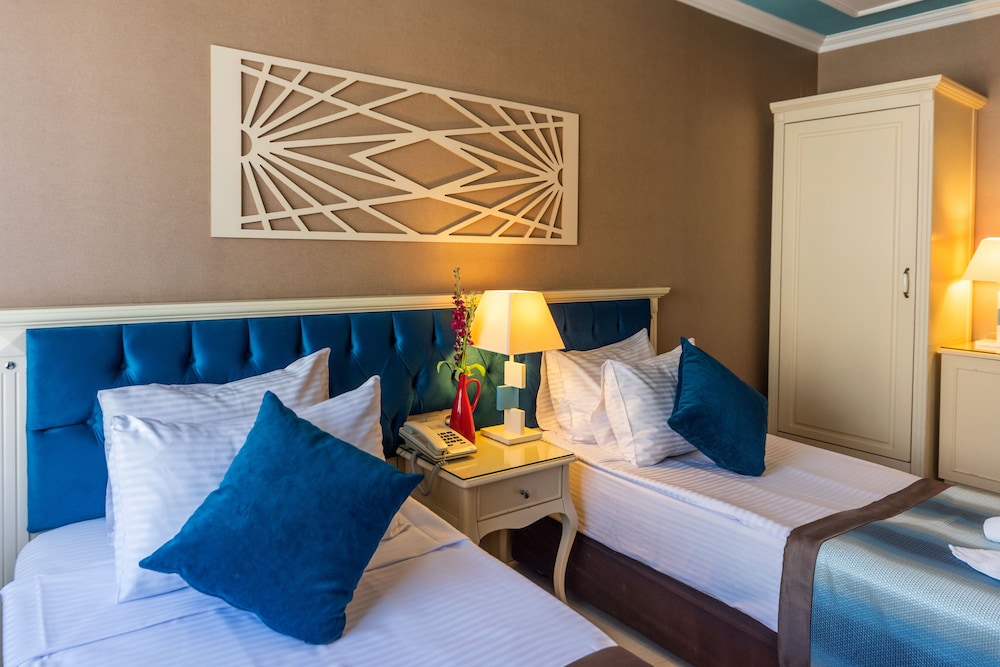 Viva Deluxe Hotel 10