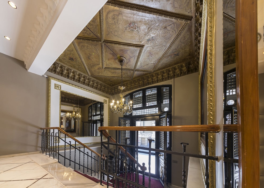 Vardar Palace 4