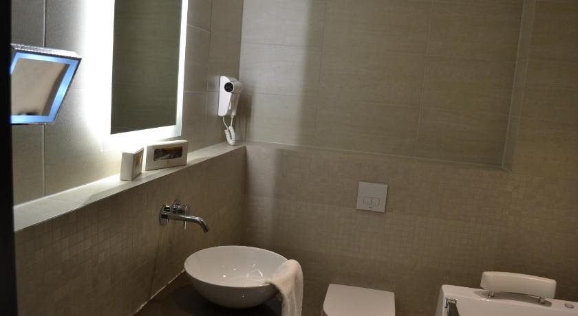 Radisson Hotel & Suites Amsterdam South 13