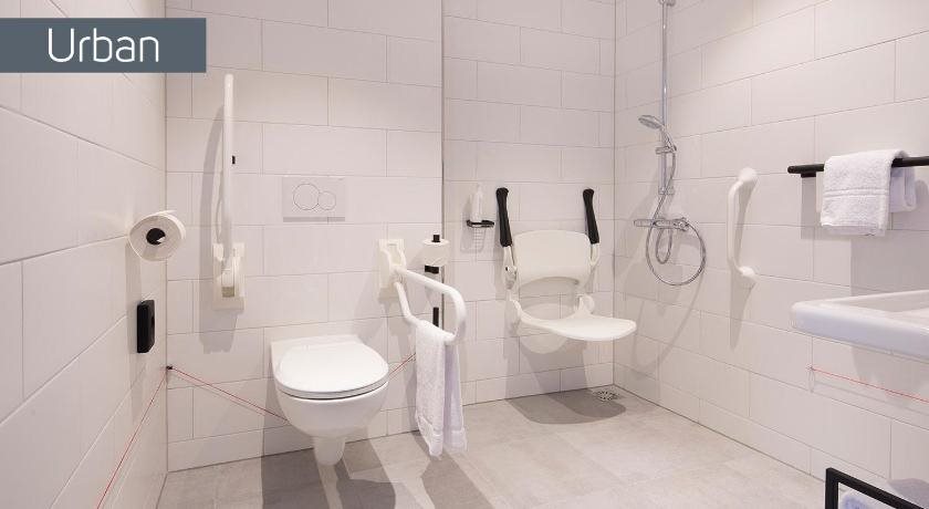 Corendon Village Hotel Amsterdam 10